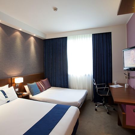 Holiday Inn Express Reggio Emilia By Ihg Rom bilde