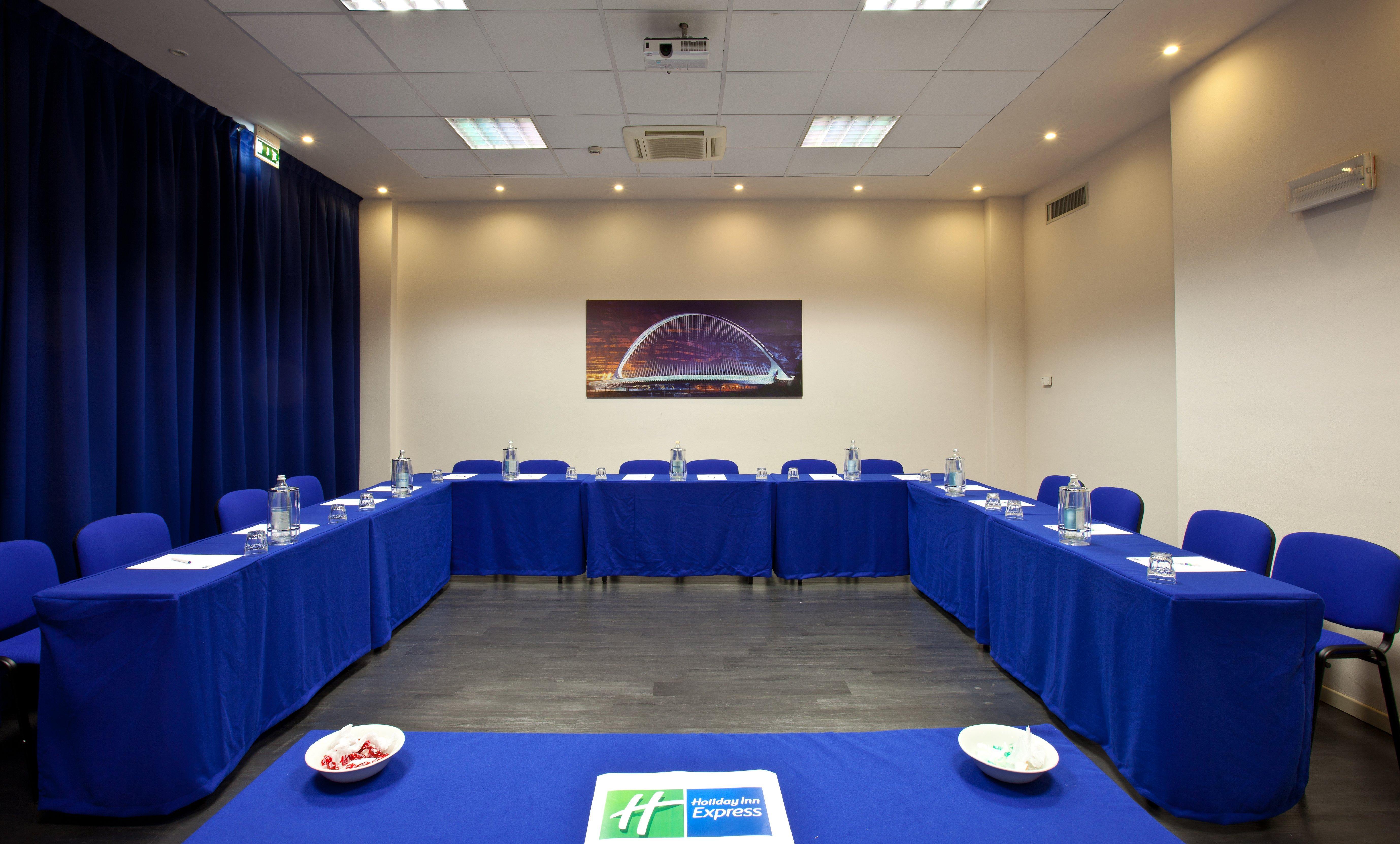 Holiday Inn Express Reggio Emilia By Ihg Eksteriør bilde