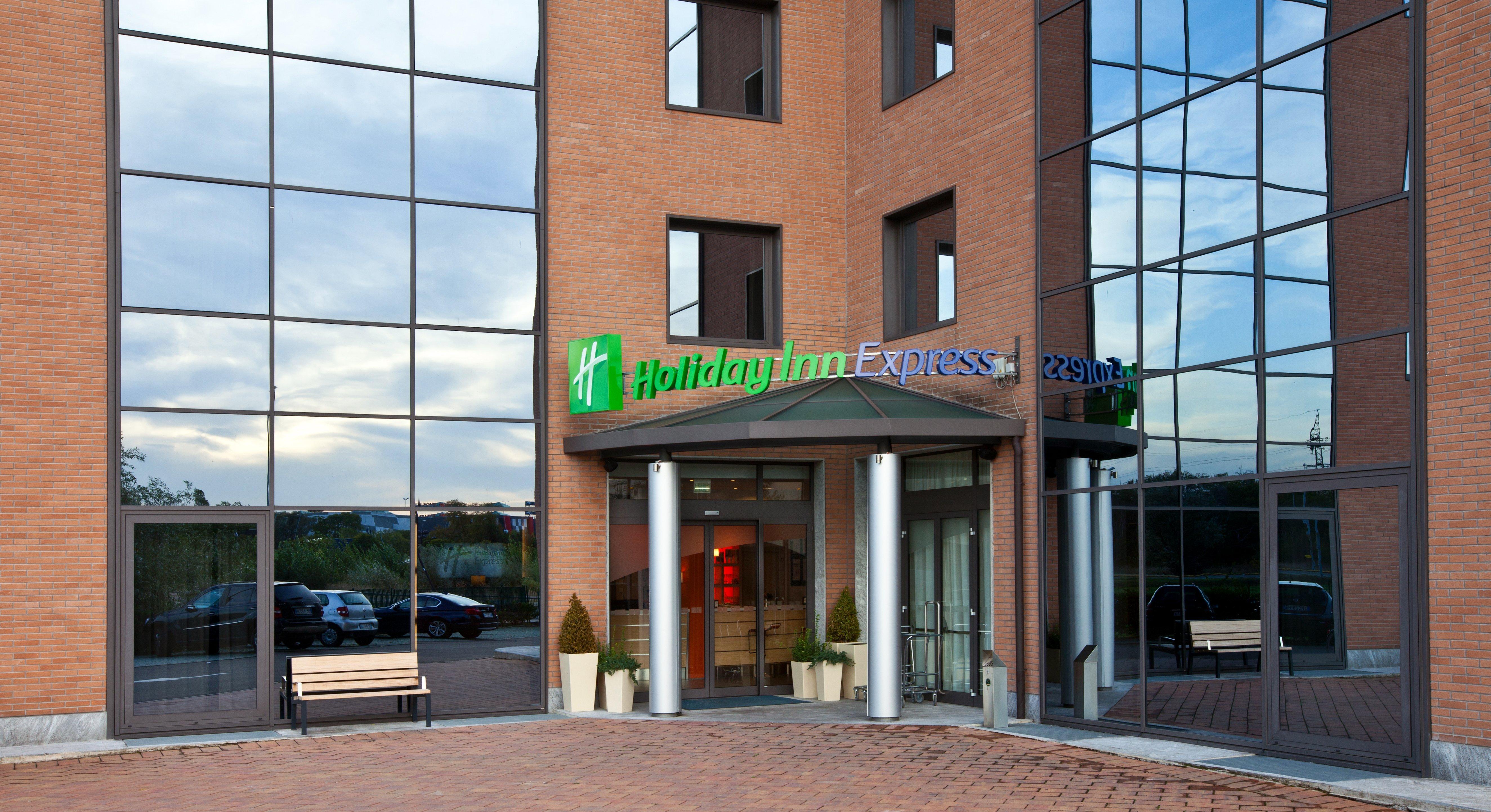 Holiday Inn Express Reggio Emilia By Ihg Eksteriør bilde