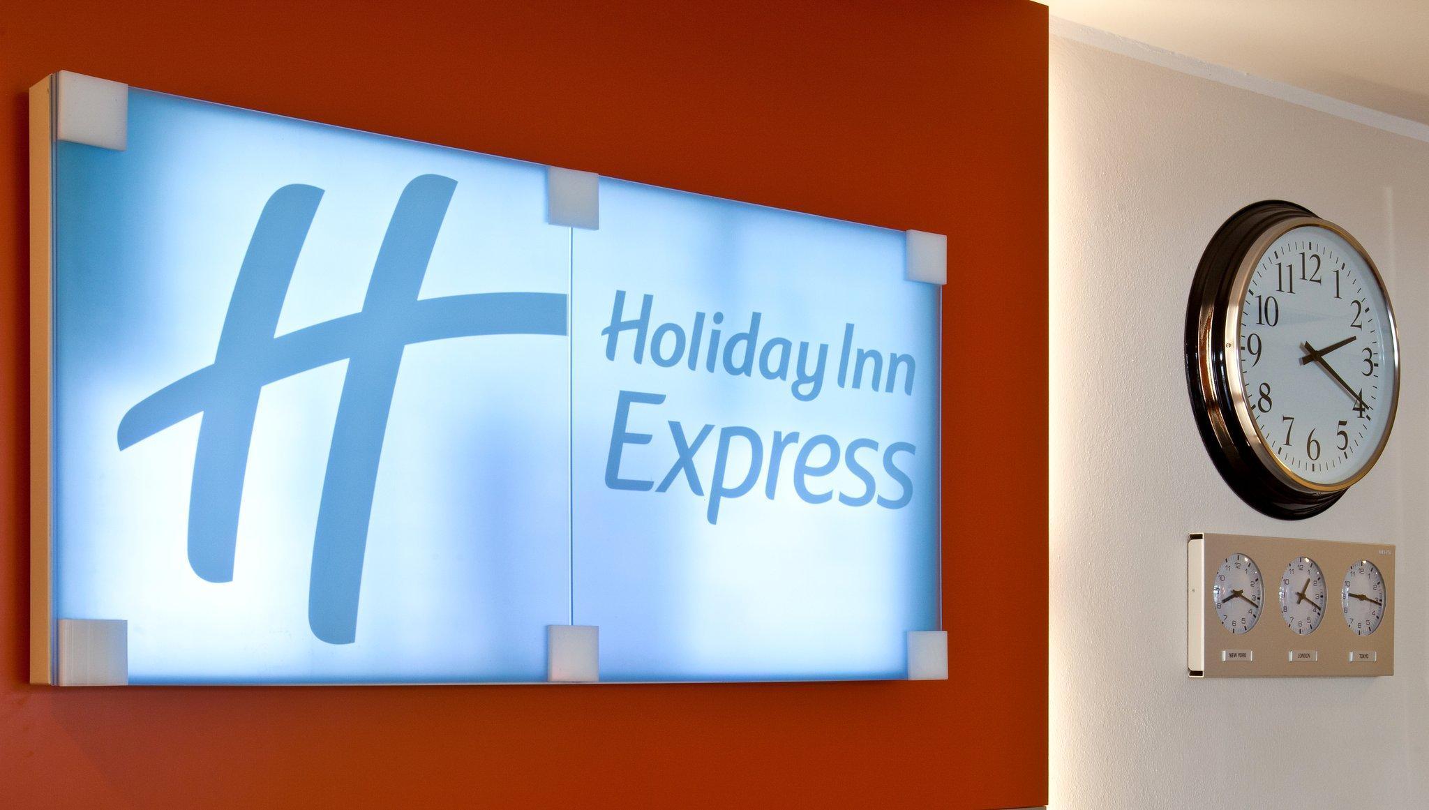 Holiday Inn Express Reggio Emilia By Ihg Eksteriør bilde