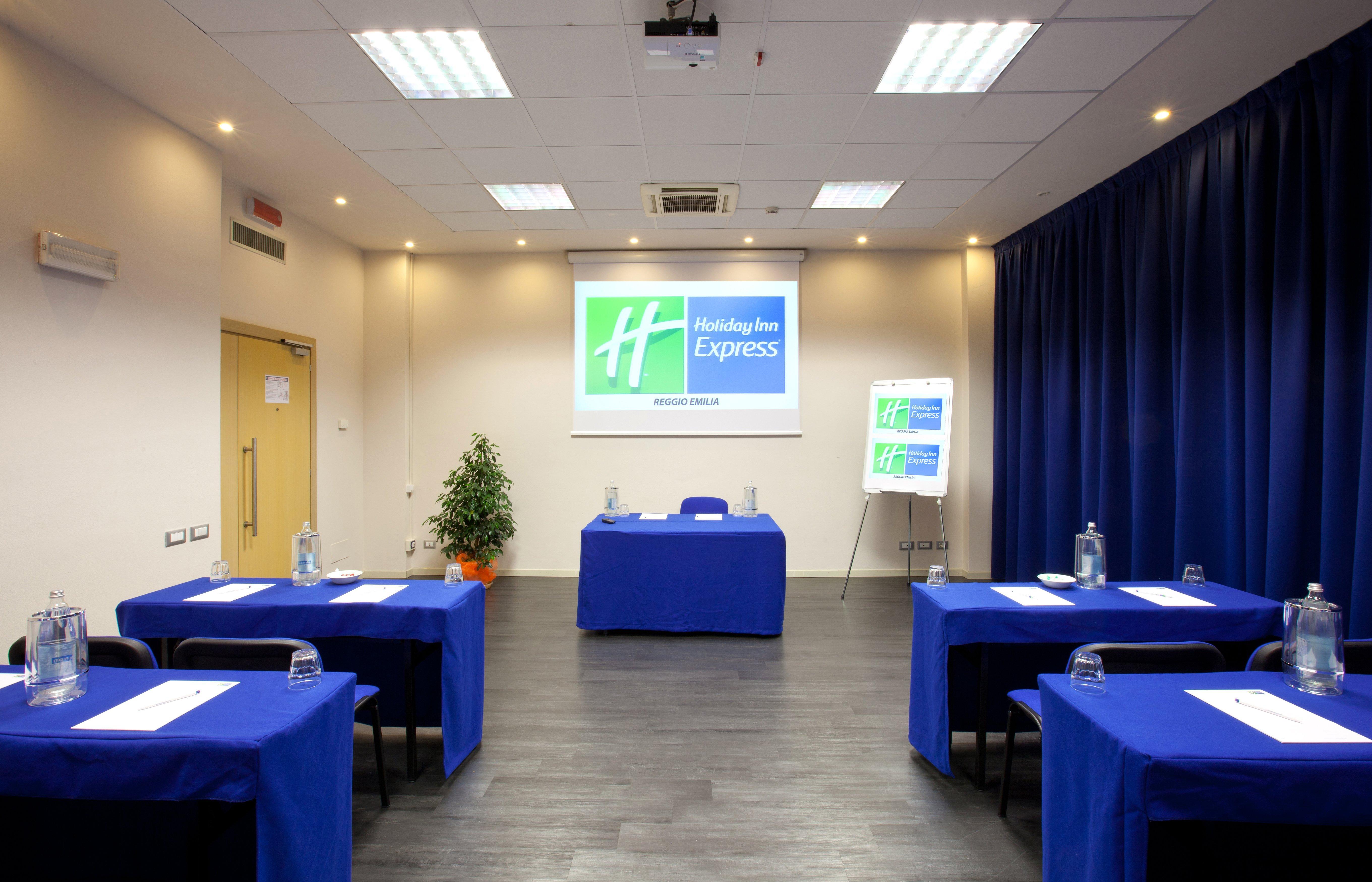 Holiday Inn Express Reggio Emilia By Ihg Eksteriør bilde