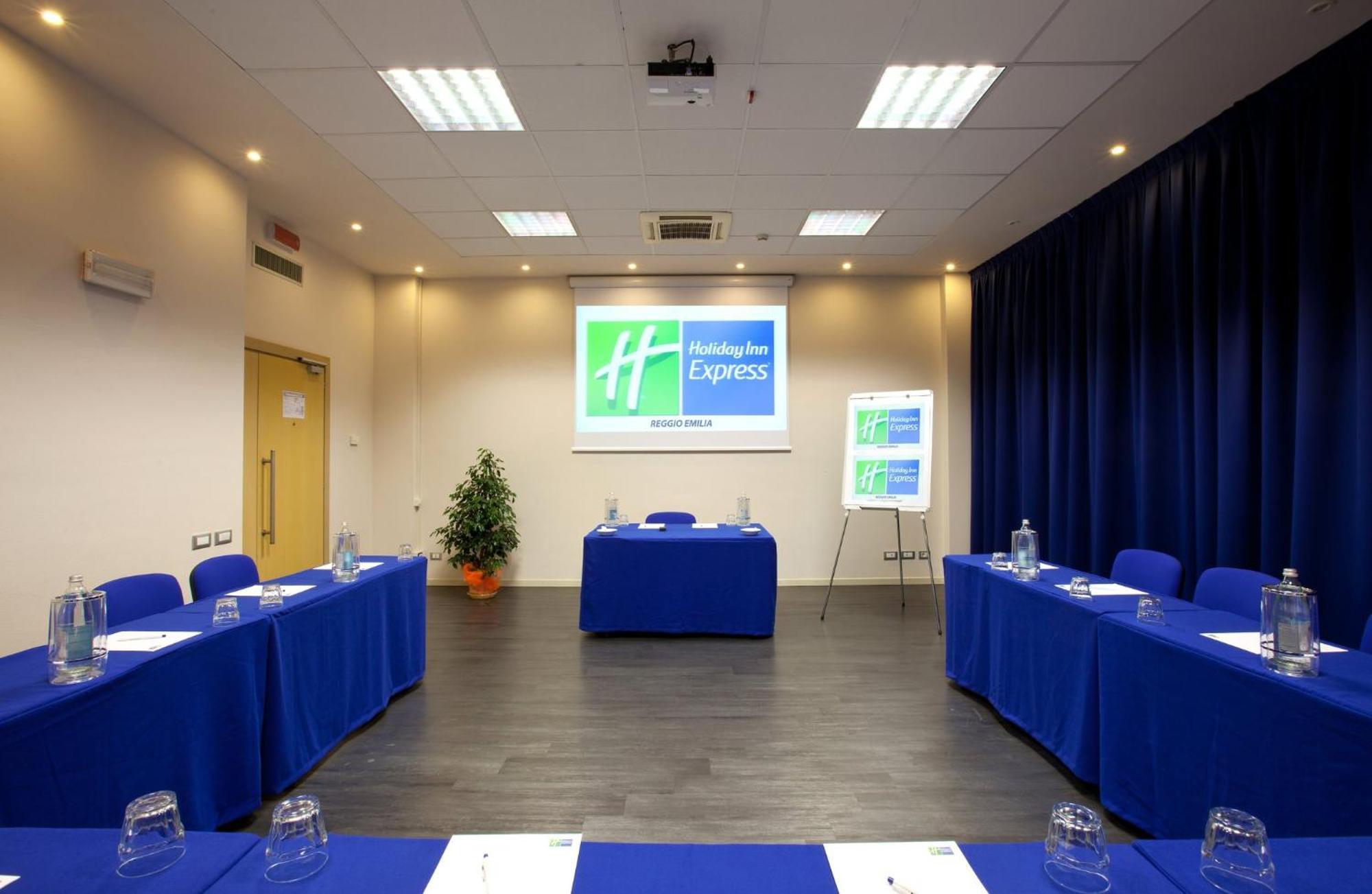 Holiday Inn Express Reggio Emilia By Ihg Eksteriør bilde