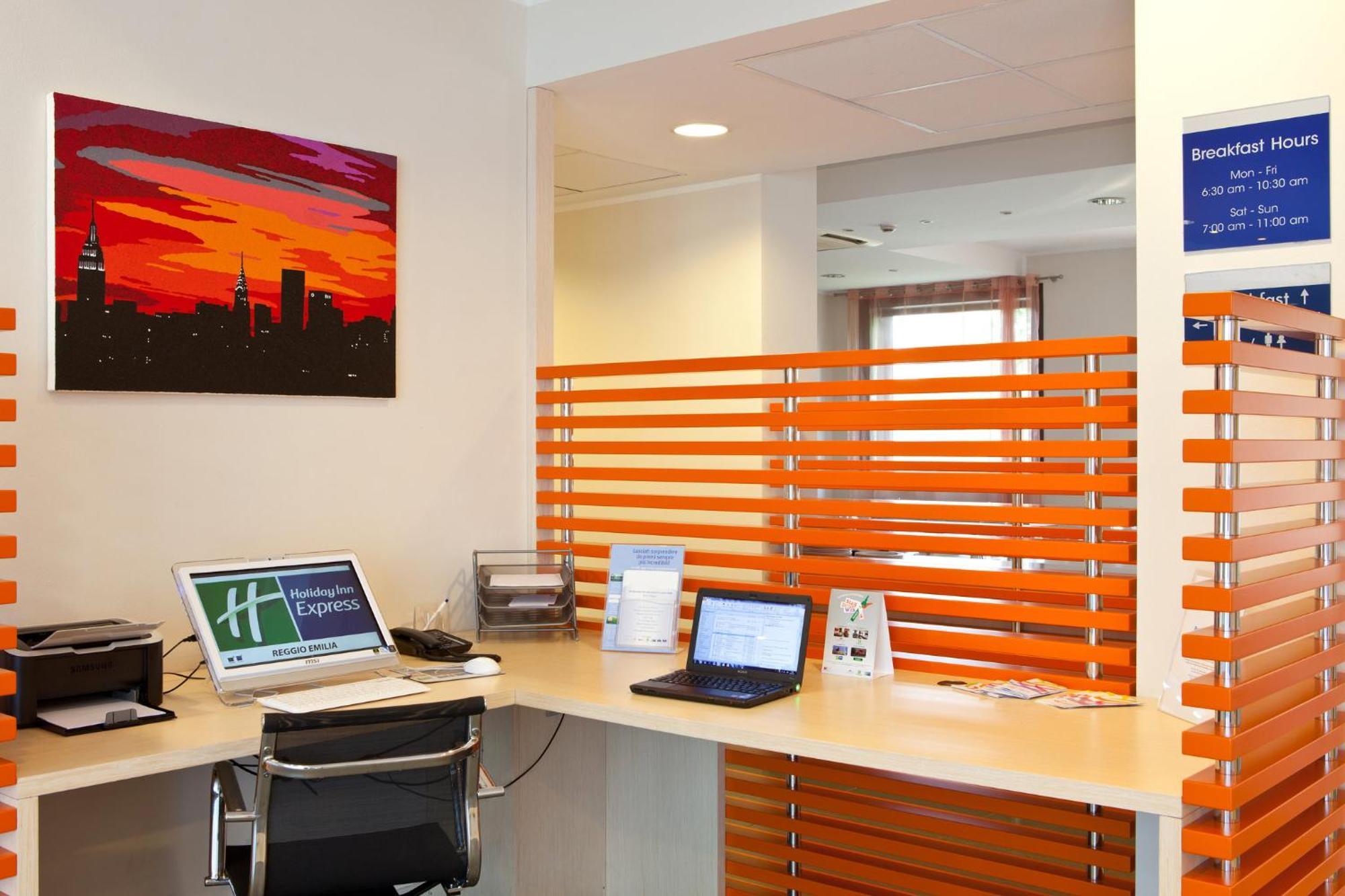 Holiday Inn Express Reggio Emilia By Ihg Eksteriør bilde